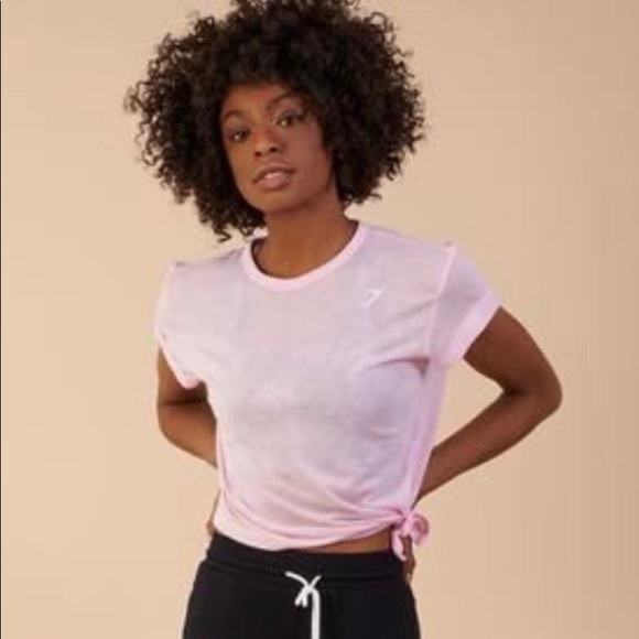 Gymshark Tops - Gymshark pink crop top